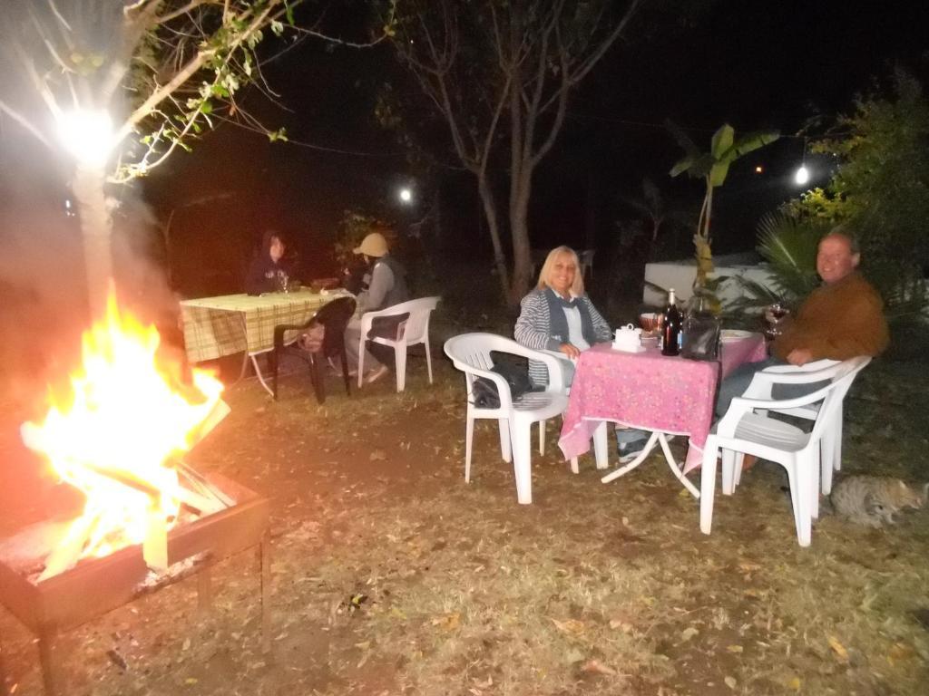 Fire Pansiyon Çıralı Buitenkant foto